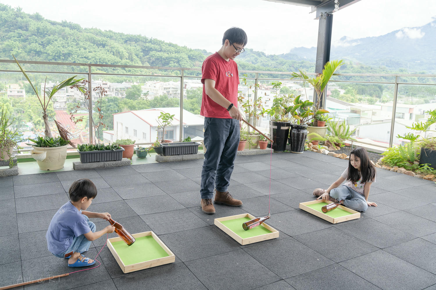 【南投】集集鐵道行旅。6種台鐵火車主題房超可愛。四人平日入住$2200元起再送觀光工廠DIY票券。還有宵夜免費泡麵吃到飽!交通方便。是玩集集/水里/車埕的最佳住宿選擇! - 第66張圖