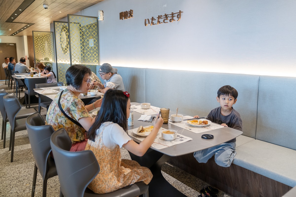 【彰化】鹿港澄悅酒店。食尚玩家定點深度旅遊獎。步行就到老街!團購住宿券2大2小$2900。平日再享升等豪華家庭房。還有星級主廚鹿港特色早餐吃到飽! - 第69張圖