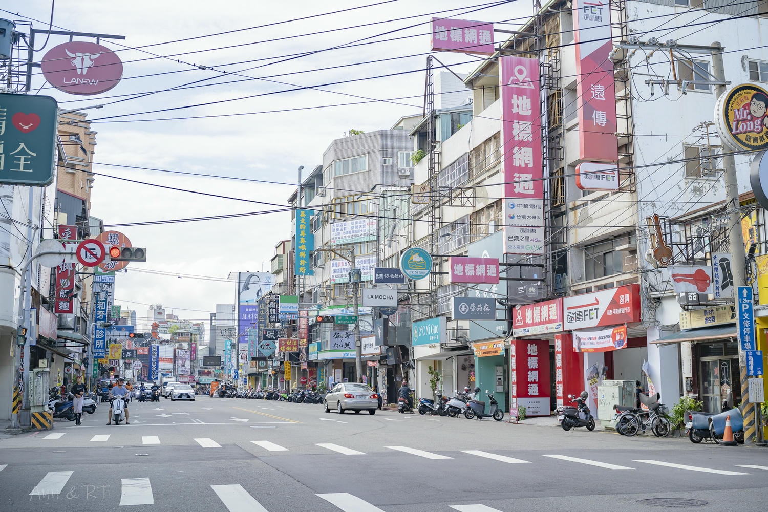 【台中】外帶限定的美味千層!2度CNi Guo 倪菓手作千層蛋糕逢甲店。千層蛋糕、水果戚風、生日彌月蛋糕專賣 - 第2張圖