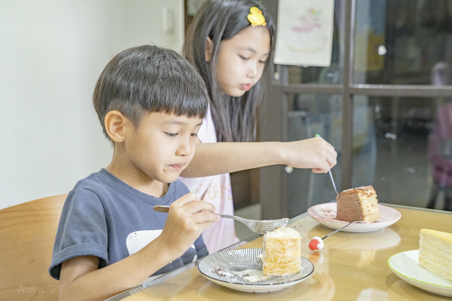 【台中】外帶限定的美味千層!2度CNi Guo 倪菓手作千層蛋糕逢甲店。千層蛋糕、水果戚風、生日彌月蛋糕專賣 - 第1張圖