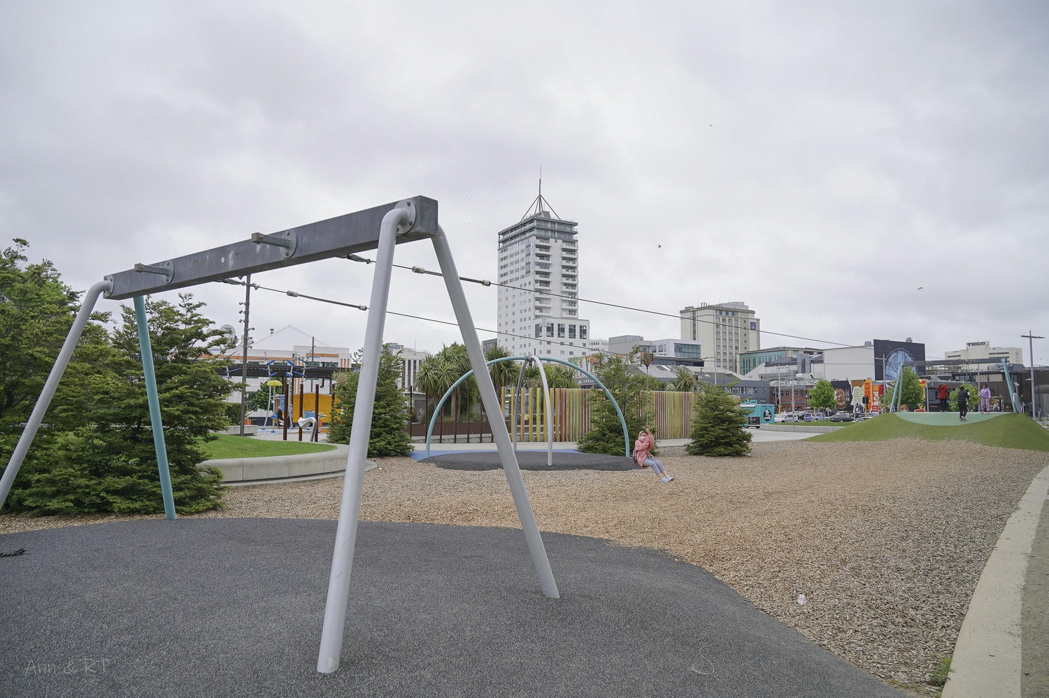 紐西蘭南島自由行DAY1。基督城市區景點。紙教堂。Margaret公園遊戲場。新攝政街。晚餐餐廳推薦 - 第5張圖