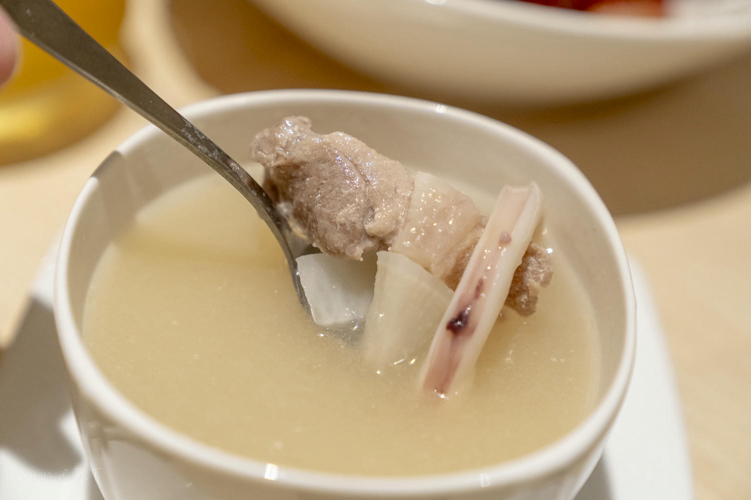 【台中】RUO .T. Teppanyaki 鐵板合菜料理 。2~4人中西式創意合菜,家庭聚餐新選擇。 - 第12張圖
