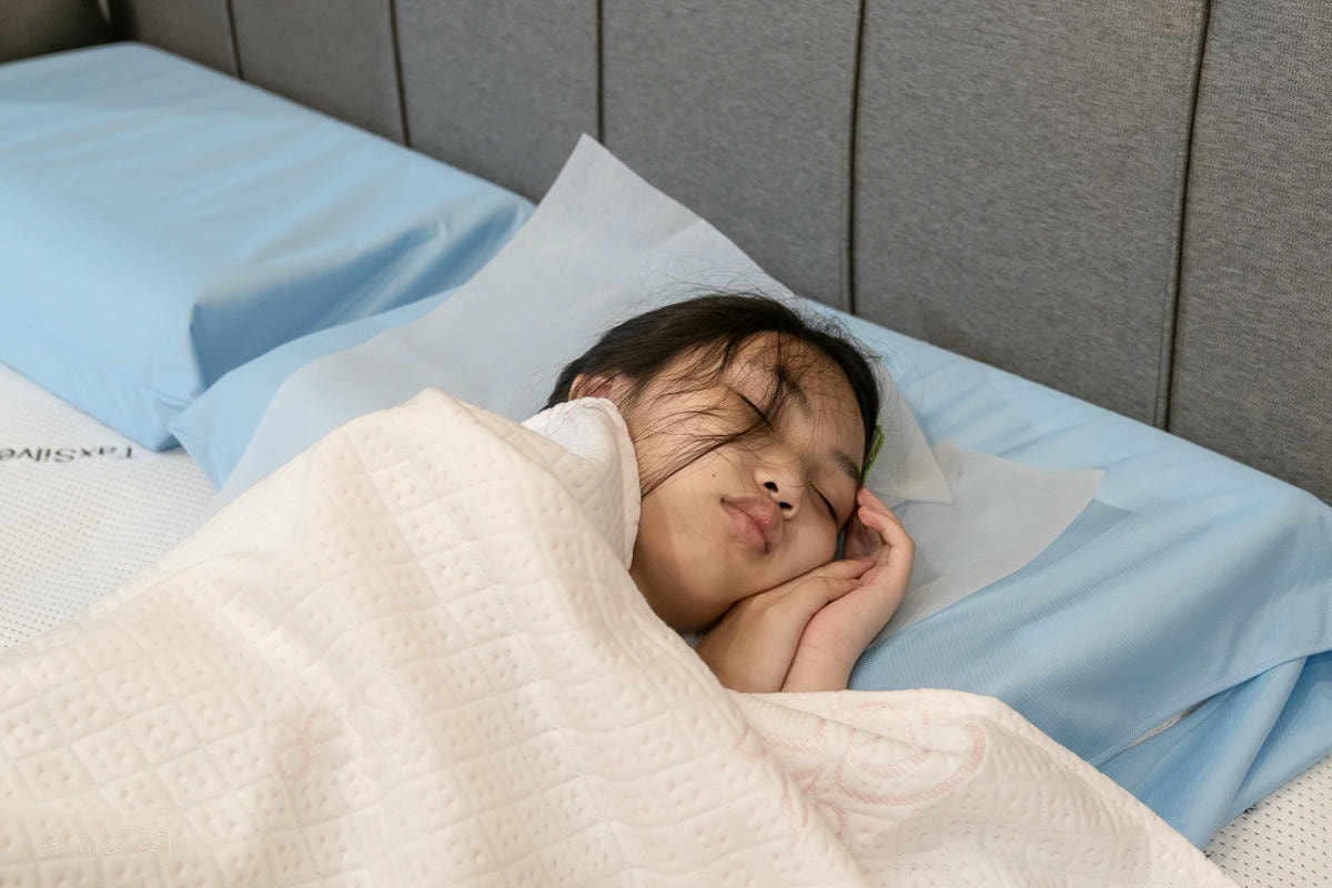 【生活】台中床墊-八鐘頭睡眠名床-豐原門市。台灣製床墊推薦。MIT工廠直營。無毒水性膠+360防塌陷設計。安心經得起檢驗! - 第8張圖