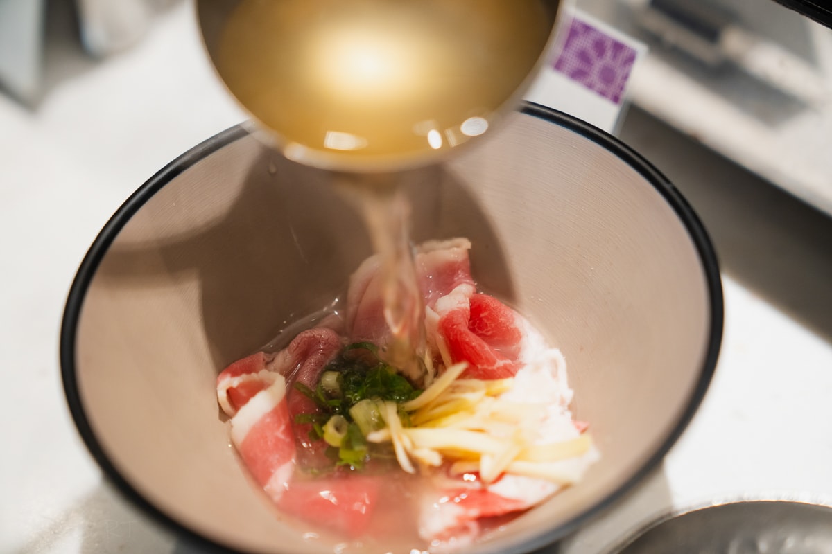 【台中】日光溫泉會館住宿券。房內就有泡湯池＋戶外SPA＋日式裸湯。 一泊二食$5199