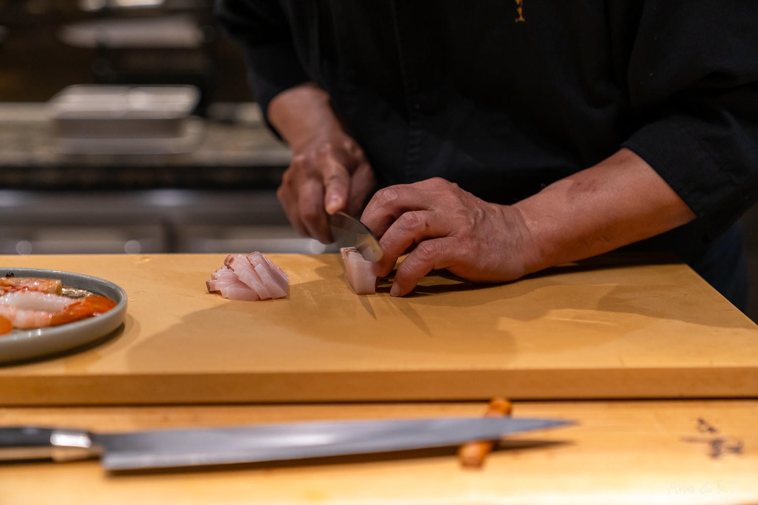 【台中】艾割烹。北屯全預約制日式無菜單料理(omakase)。十四席板前座位＋包廂