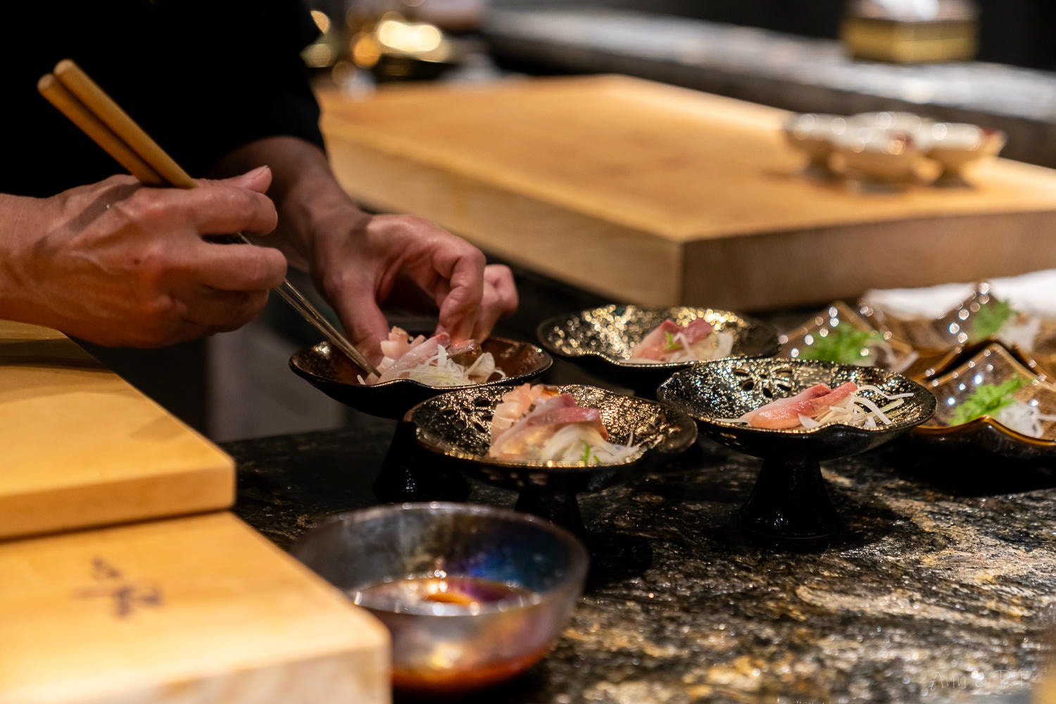 【台中】艾割烹。北屯全預約制日式無菜單料理(omakase)。十四席板前座位＋包廂
