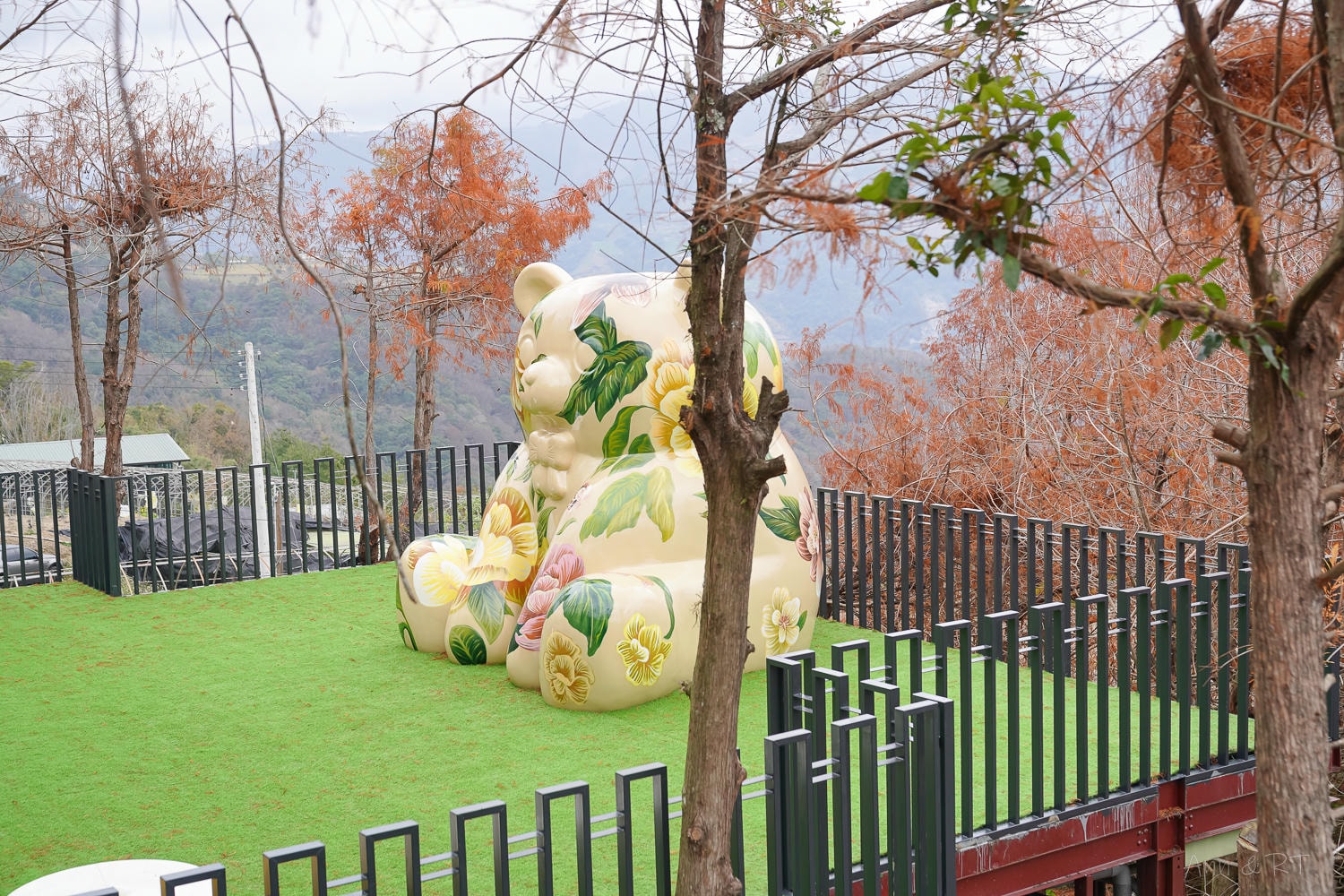 【南投】清境凡賽斯莊園。南歐風格古堡。親子/寵物友善住宿。一泊二食住宿券$2688