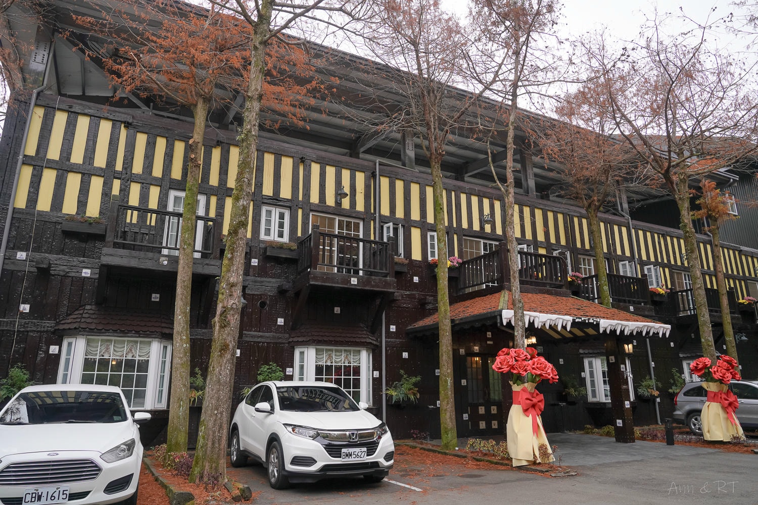 【南投】清境凡賽斯莊園。南歐風格古堡。親子/寵物友善住宿。一泊二食住宿券$2688