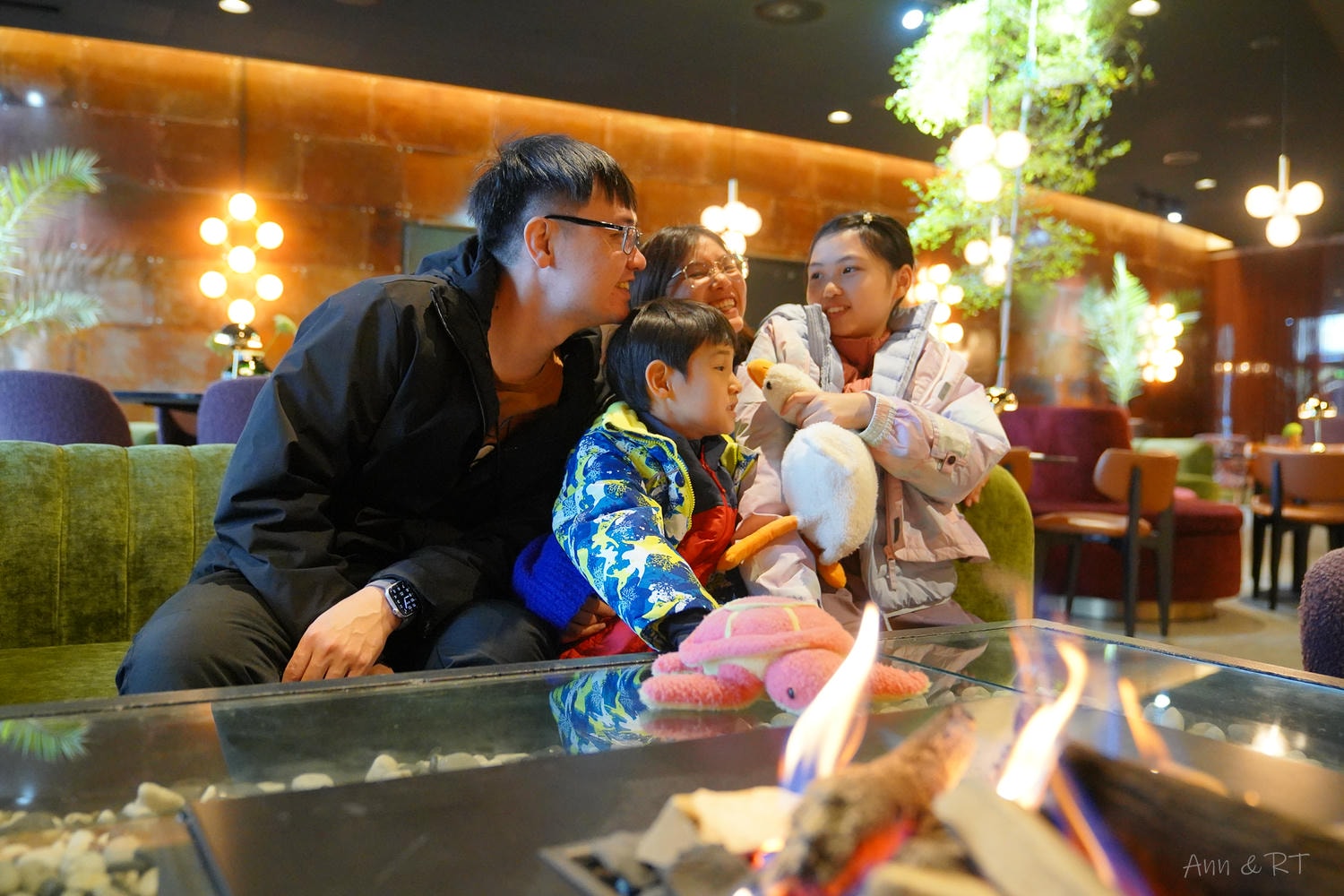 【挪威親子自由行】斯沃爾維爾住宿推薦。羅弗敦索恩飯店。Thon Hotel Lofoten。全挪威票選之最好吃早餐！