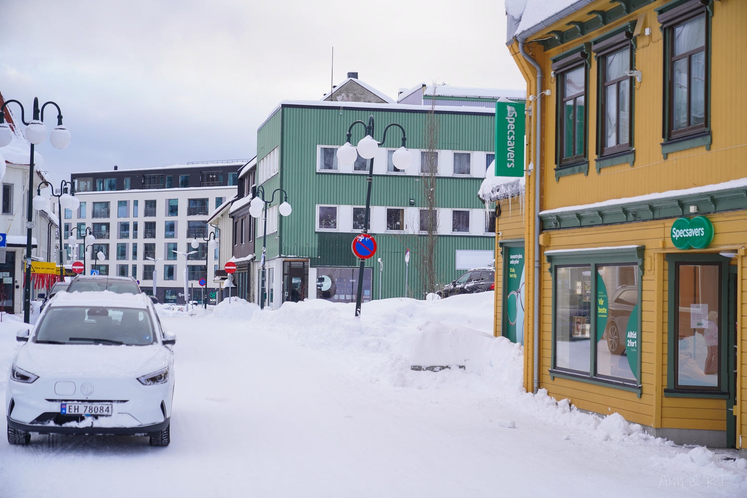 【挪威親子自由行】斯沃爾維爾住宿推薦。羅弗敦索恩飯店。Thon Hotel Lofoten。全挪威票選之最好吃早餐！