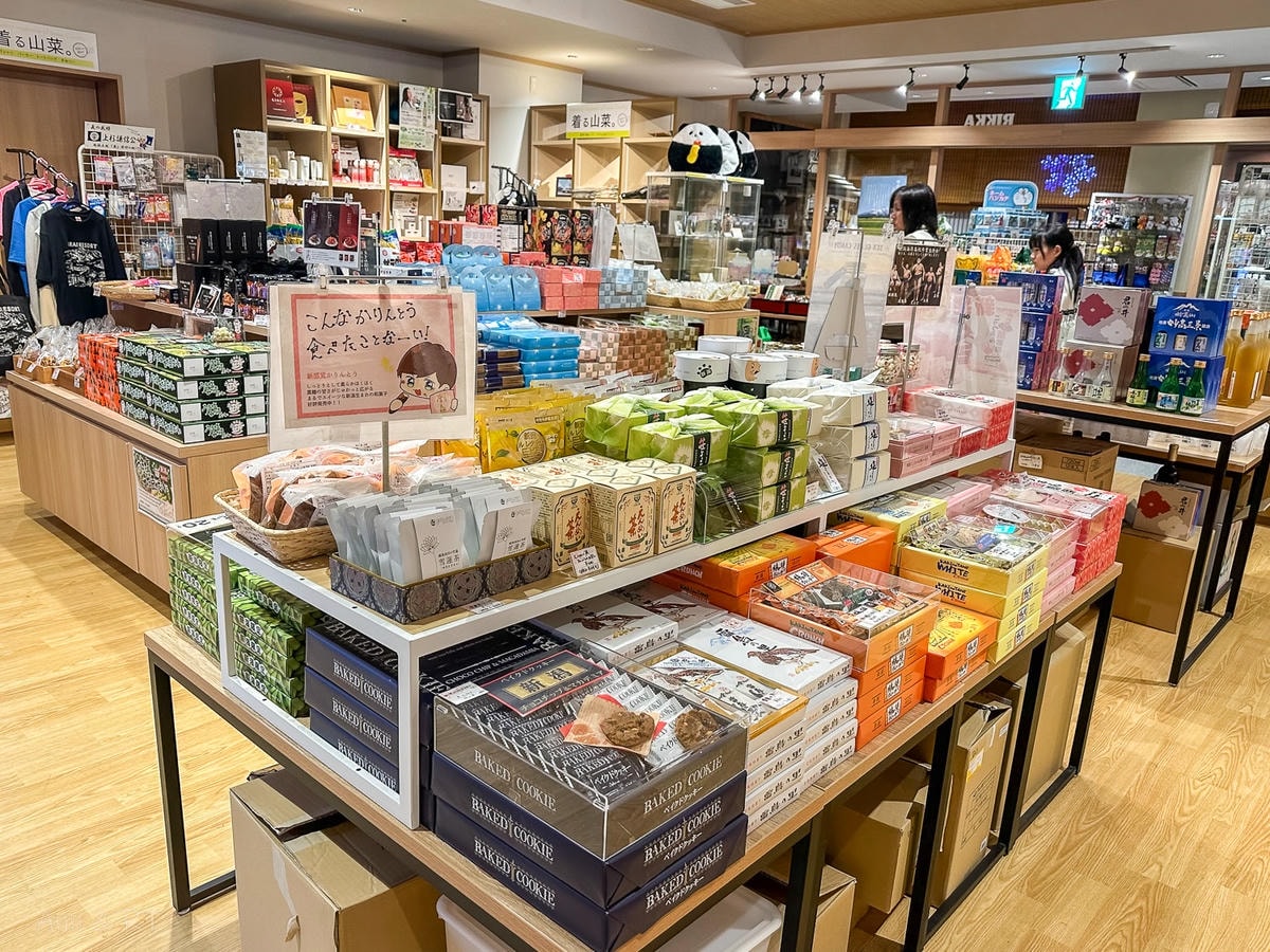【日本新潟】樂天新井度假村美食地圖。餐廳分享：The PLATE/涮涮鍋矢代 /日本料理Asahi…